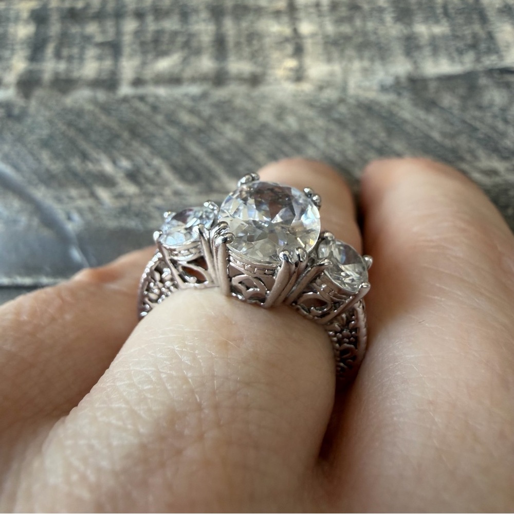 Sterling Silver Vintage Inspired Art Deco Ring - Picture 4 of 13